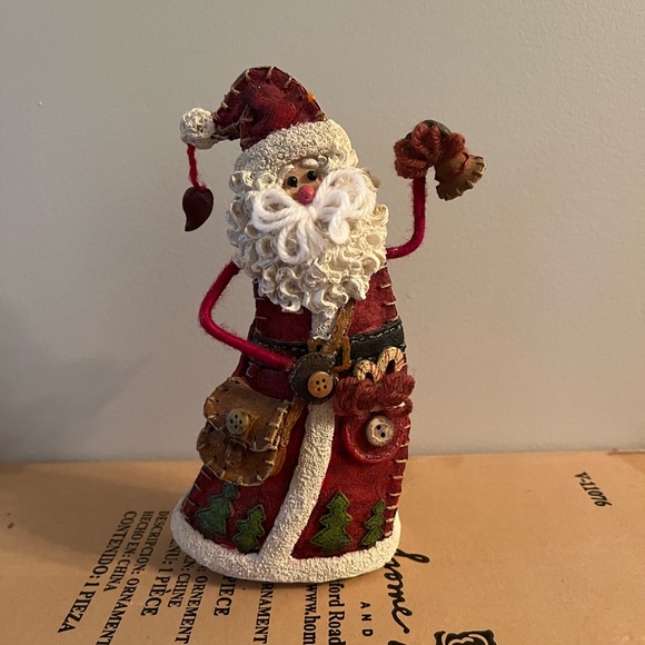 8 inch Home interiors shelf sitters. 8 inch tall. Set of 3 - Picture 3 of 5